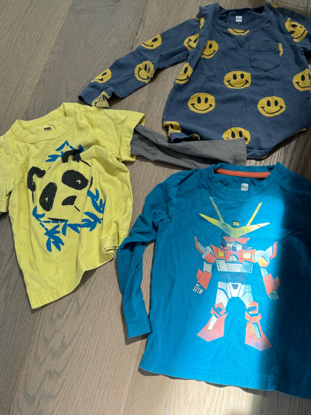Tea Collection Blue Smiley & Teal Robot & Yellow Panda Kids Tops size 3